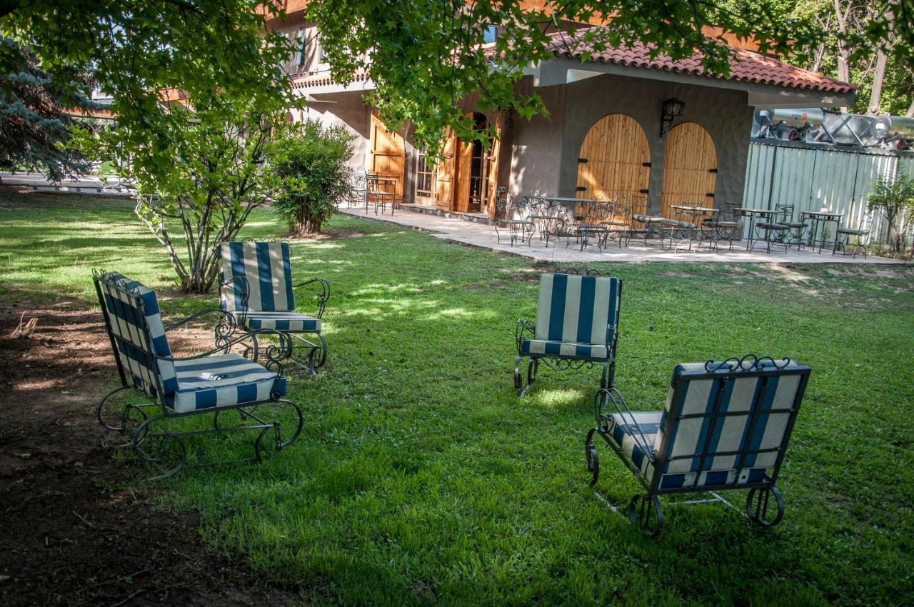 Terra Campo Posada Чакрас-де-Кория Экстерьер фото